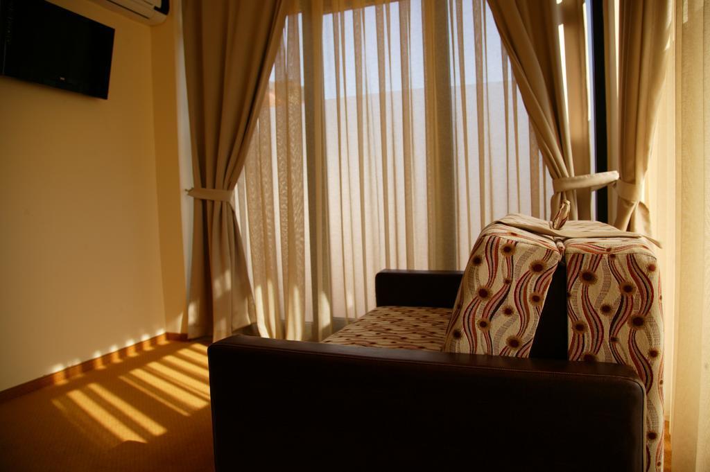 Garni Hotel Contact بلغراد الغرفة الصورة