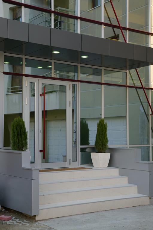 Garni Hotel Contact بلغراد المظهر الخارجي الصورة