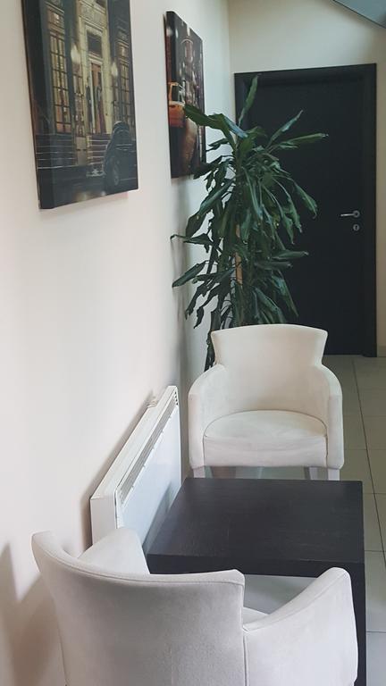 Garni Hotel Contact بلغراد المظهر الخارجي الصورة