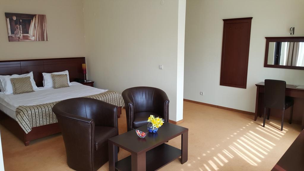 Garni Hotel Contact بلغراد المظهر الخارجي الصورة