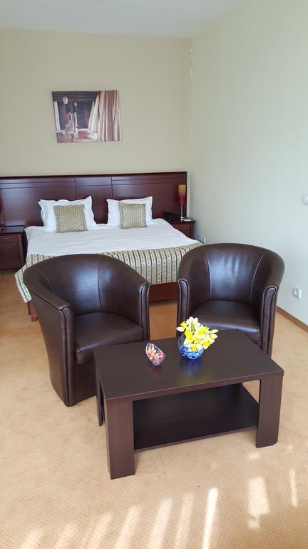 Garni Hotel Contact بلغراد المظهر الخارجي الصورة